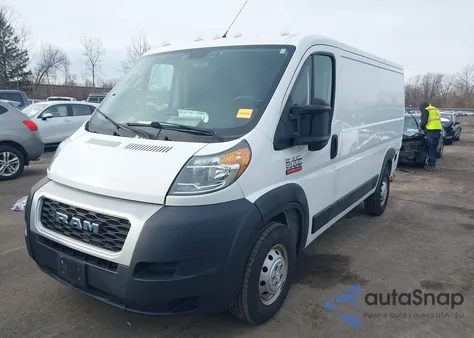 2019 Ram Promaster 1500 Low Roof 136 Wb z USA, uszkodzony, nr VIN 3C6TRVAG7KE512075